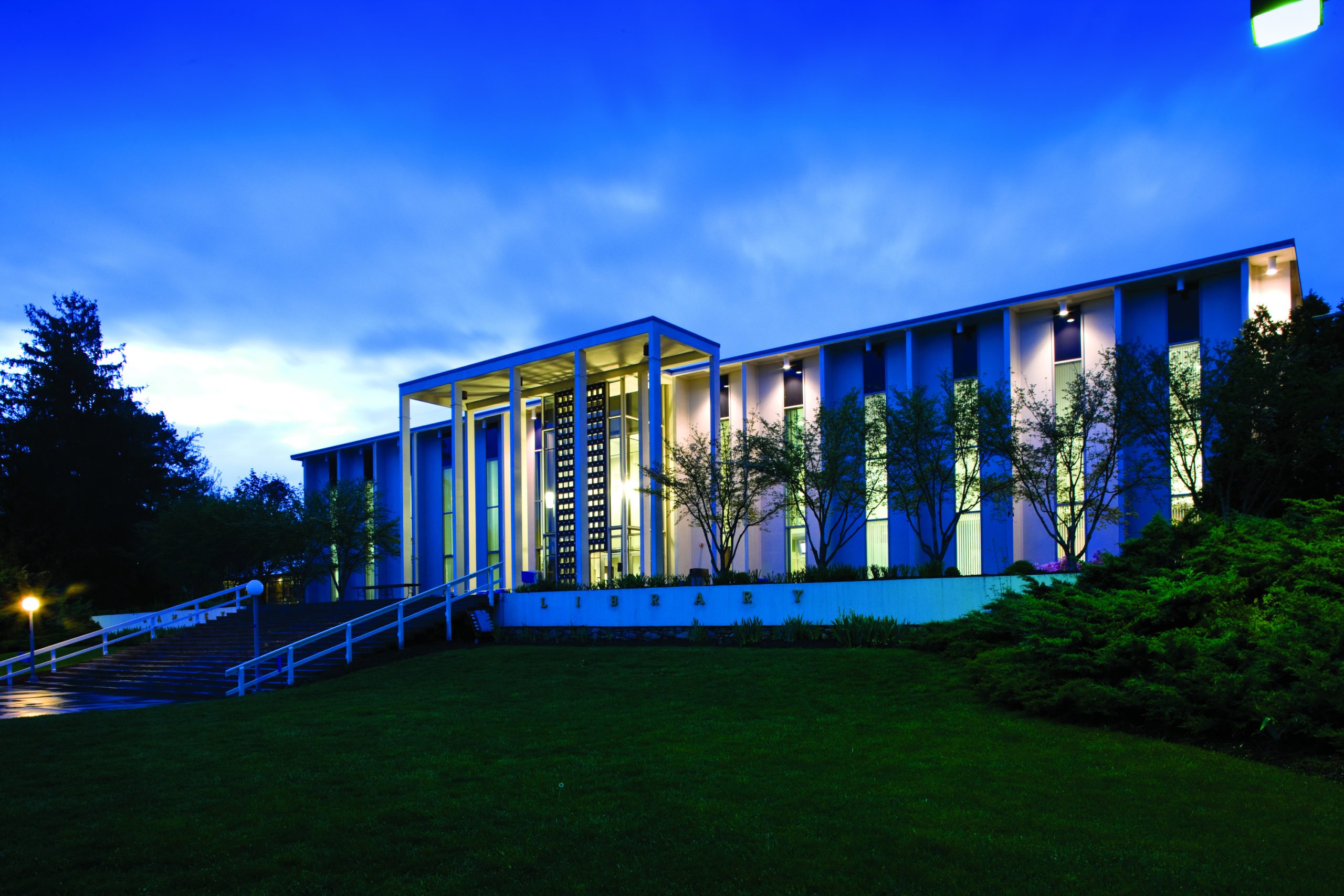 Ramsey Library at dusk